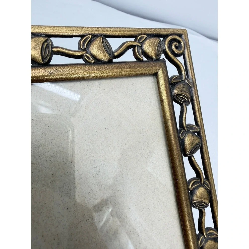 Brass Tone Picture Frame Antique Gold Floral Rose Filigree Vintage Decor 5x7